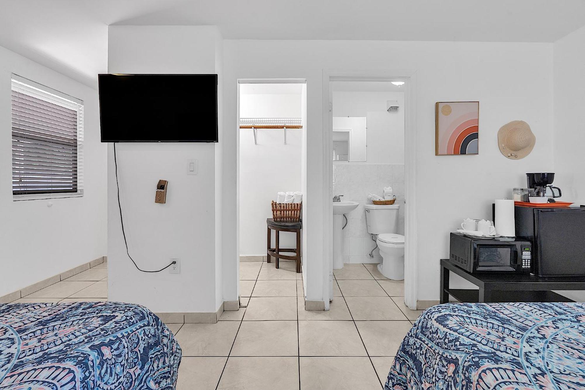 Boho Studio In Little Havana Guest house *